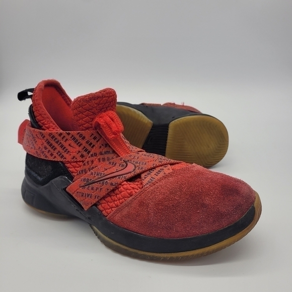Nike LeBron Soldier XII Red/Black Kids Shoes 5 Youth 6.5 Women - Picture 12 of 13